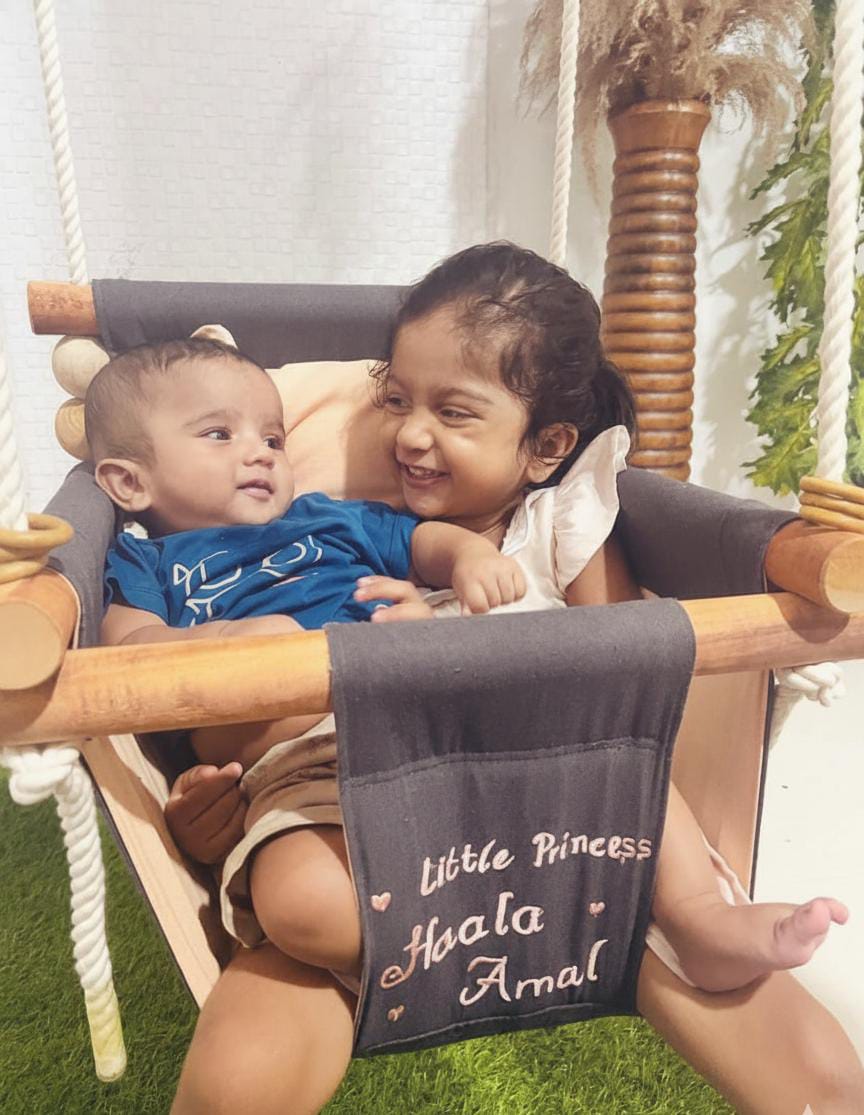 High-Backed Swing